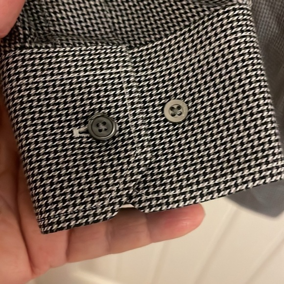 Calibrate Mens button down Dress Shirt 16 34-35. Black, gray,& white houndstooth - Picture 8 of 11